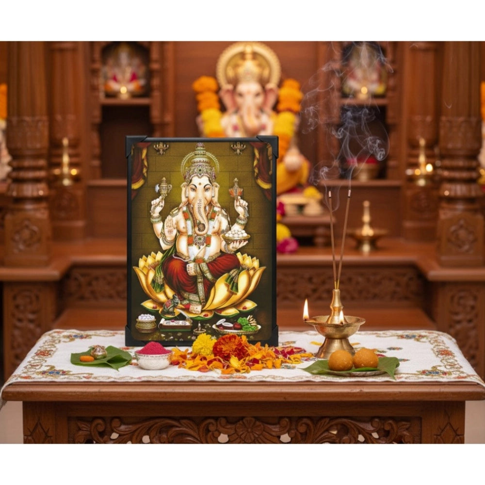 Generic Wooden Lord Ganesha Table Top Devotional Player (Multicolor)