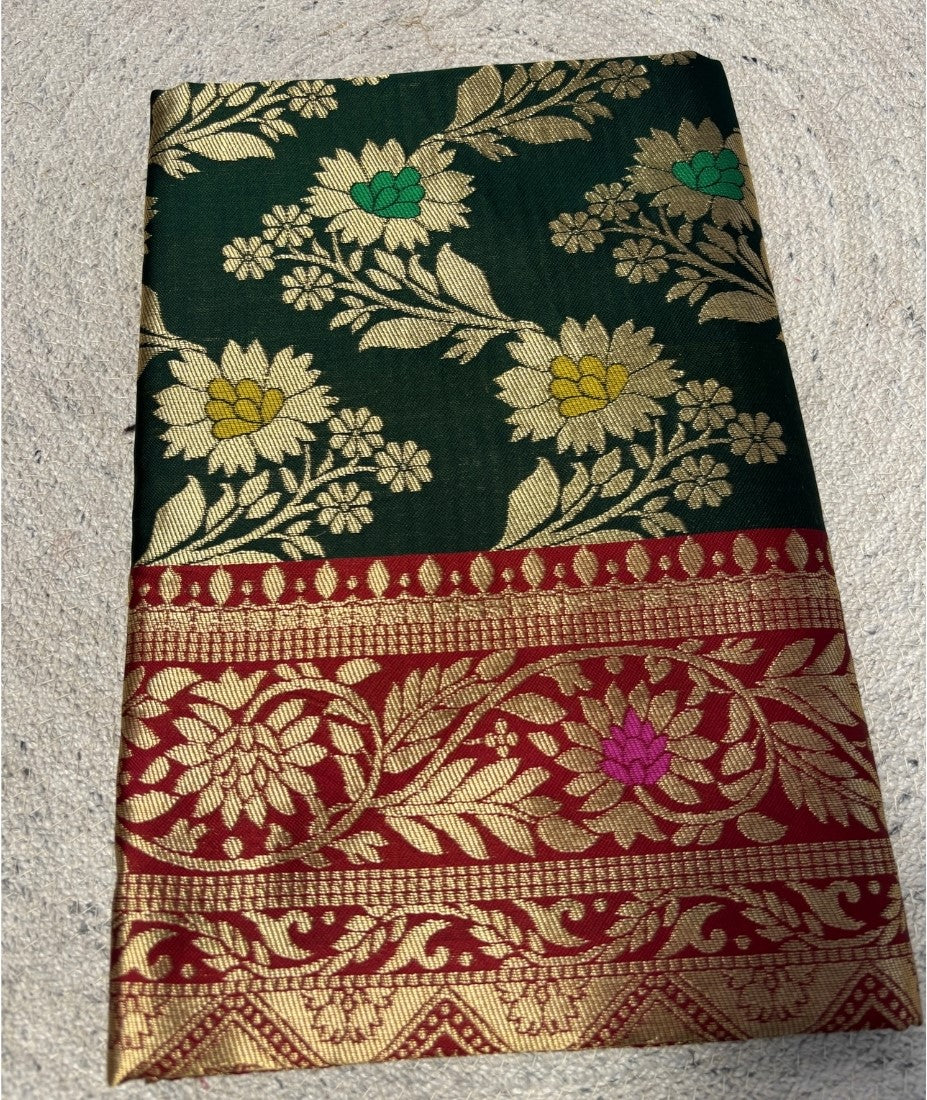Generic Women's Jacquard Floral Printed Saree With Unstitched Blouse - 5.5 Mtr (Dark Green-Red)